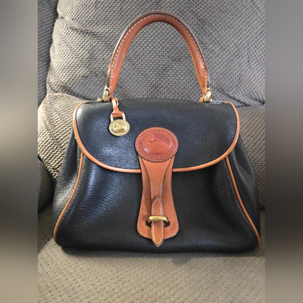 Classic Black and Tan Leather Bag